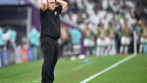 Gerardo 'Tata' Martino durante su último partido como seleccionador de México en el Mundial Qatar 2022.