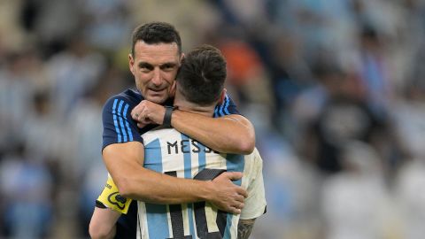 Lionel Scaloni y Lionel Messi