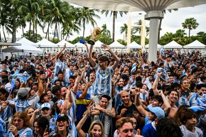 Argentinos salieron a las calles de Estados Unidos y de todo el mundo para celebrar su histórico título en Qatar 2022 [Video]