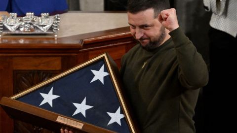 Zelensky pronunció un discurso ante los legisladores estadounidenses en el Capitolio de Estados Unidos.