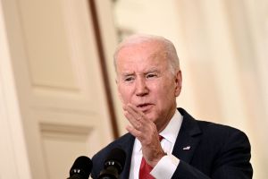 Joe Biden expresó sus condolencias ante los más de 50 muertos registrados tras la tormenta invernal Elliott