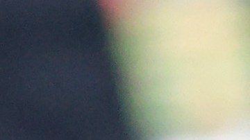 Mandy Rose jugando golf durante una partida de celebridades en la Ryder Cup.