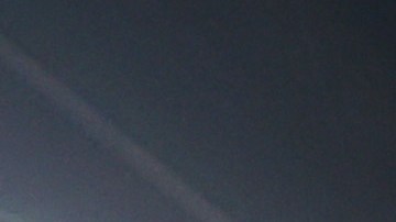 Hinchas argentinos realizan pancartas de Messi junto a Maradona