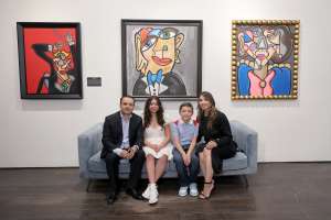 Andrés Valencia, el "pequeño Picasso" de San Diego que vende cuadros por miles de dólares