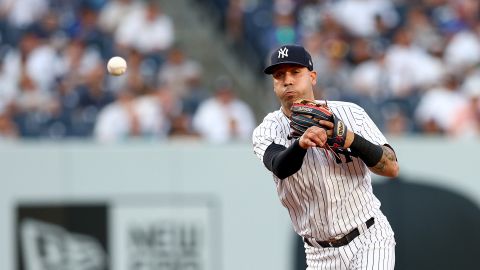 Cincinnati Reds v New York Yankees