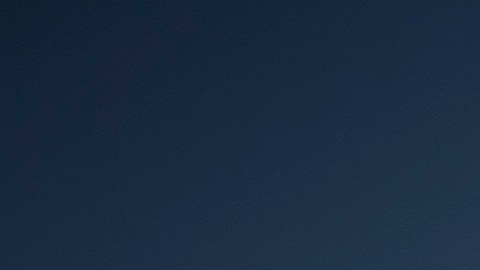 La creadora de contenidos recibió al menos 4 gritos de franceces.