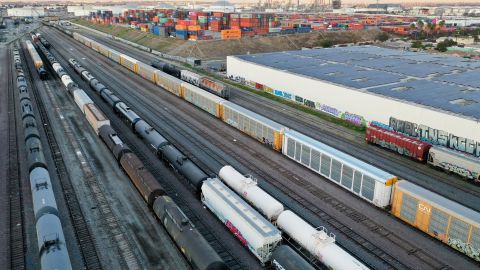 La huelga de trenes podría ser conjurada con la decisión del Senado.