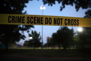 Arrestan a dos adolescentes acusados de matar a tiros a jugador de baloncesto universitario en Nueva Jersey
