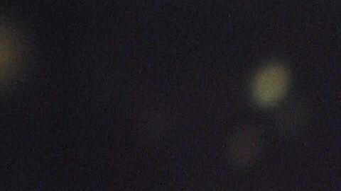 Cristiano Ronaldo (R) recibe a manos de Pelé (L) el premio al mejor jugador de la FIFA en 2008.