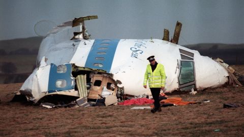 CRASH-LOCKERBIE-WRECKAGE