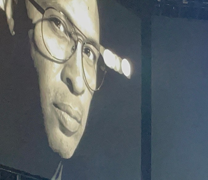 Servando y Florentino realizaron un homenaje a el recién fallecido Robert Vilera.