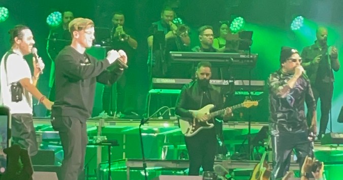 Servando y Florentino cantaron junto a Guaynaa