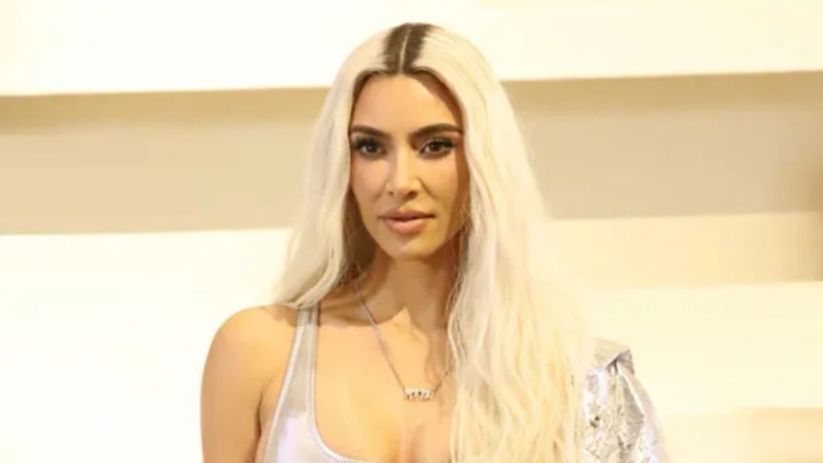 Kim Kardashian changes her look before 2023, leaving platinum blonde behind
