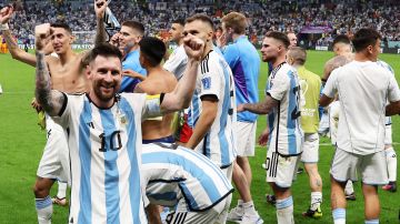 "Messi es nuestro líder, nos impulsa, nos motiva, nos da un plus": Jugadores de Argentina de apoyan en 'La Pulga' para lograr el sueño del Mundial