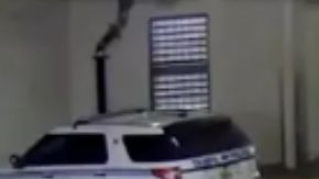 En el video aparece Gregory Damon arrastrando a una mujer.