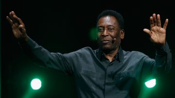 Las anécdotas de Pelé en Hollywood: Desde la promesa incumplida de Steven Spielber hasta cómo hizo molestar a Robert Redford
