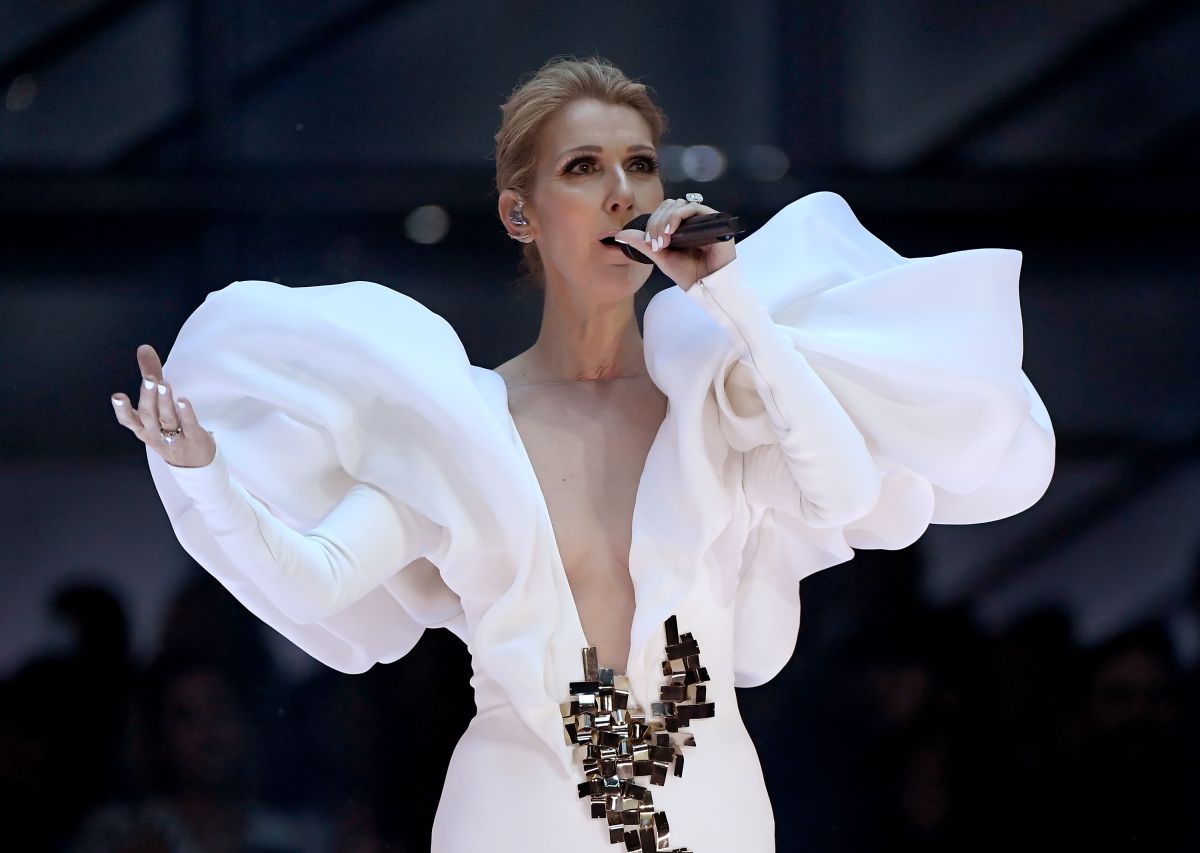 El síndrome de la persona rígida que padece Celine Dion le ha afectado las cuerdas vocales.