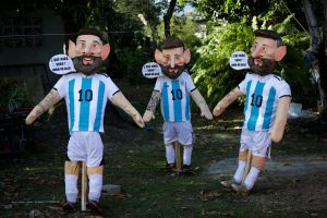 Messi y su "Qué mirás bobo", el muñeco de año viejo preferido en Panamá