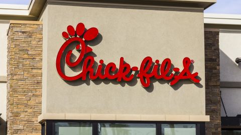 trabajador-chick-fil-a