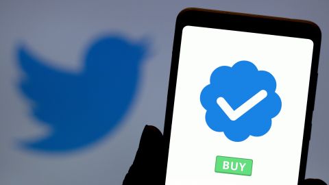 twitter-blue-elon.musk-apple-iphone