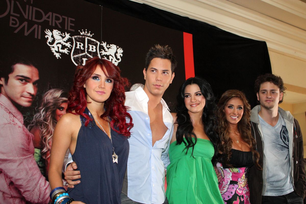 RBD shared a map with red dots in some countries and they could be the ones they will visit on their tour
