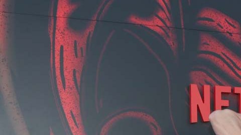 Josh Heald, Jon Hurwitz y Hayden Schlossberg, creadores de Cobra Kai no descartan más producciones relacionadas con el Miyagiverso