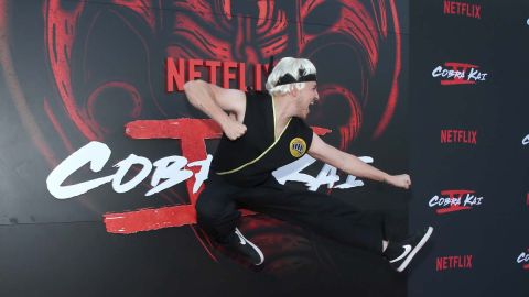 Josh Heald, Jon Hurwitz y Hayden Schlossberg, creadores de Cobra Kai no descartan más producciones relacionadas con el Miyagiverso