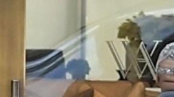 No se sabe cuál fue el motivo por el que Kanye West y la mujer fueron a este hotel.