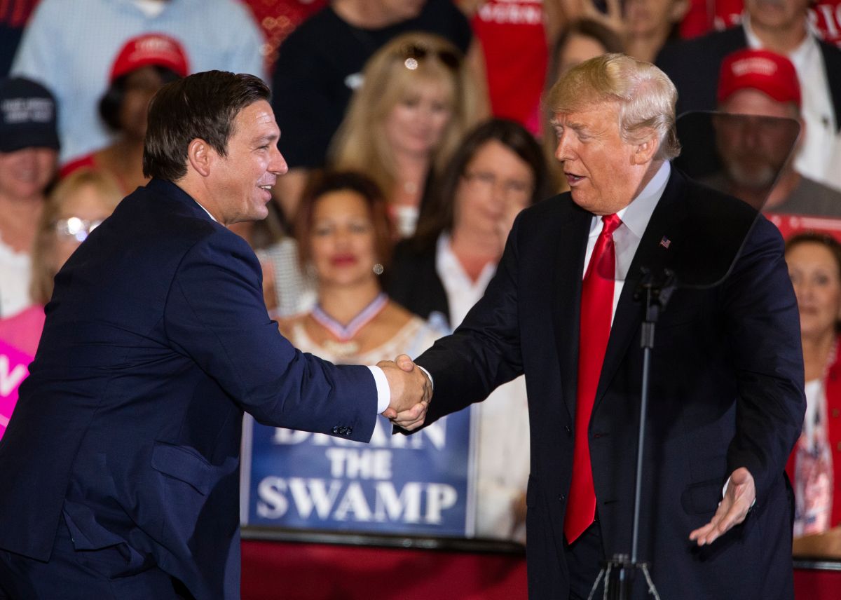 Trump and DeSantis tied in race for the Republican nomination in the elections, according to a poll