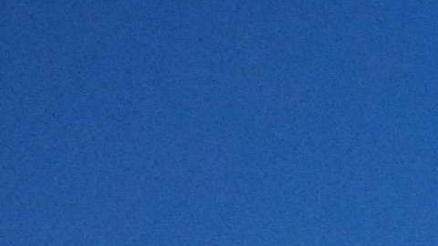 La persona murió mientras uno de los motores del avión estaba en marcha.