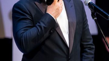 En actor puertorriqueño Benicio del Toro en la ceremonia 56 de Karlovy Vary International Film Festival en la República Checa.