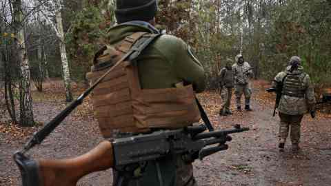 Los presos rusos capturados han sido enviados al frente en Ucrania.