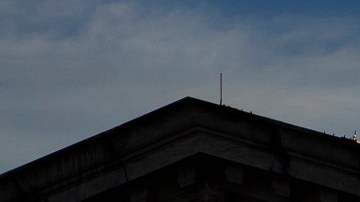 La Corte Suprema rechazó una impugnación sobre una regla migratoria de Trump.