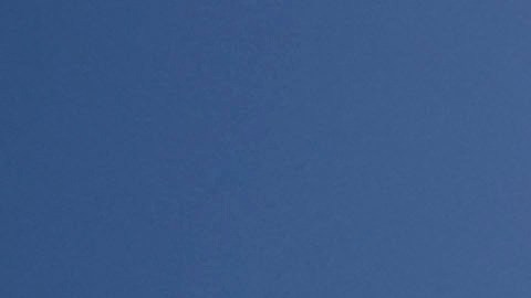 Foto referencial. Camiseta de Lionel Messi llevada por un helicóptero.