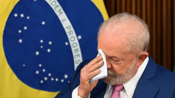 BRAZIL-POLITICS-LULA DA SILVA-CABINET-MEETING