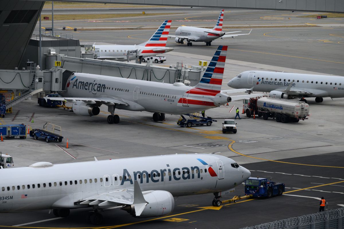 Pasajero que obligó a que avión de American Airlines regresara a Miami ...