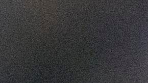 Rogelio Funes Mori celebra con la cámara luego de su tercer gol.