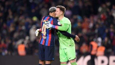 Ter Stegen y Araujo, dos de los responsables del casi intransitable arco del FC Barcelona.