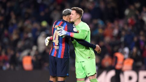 Ter Stegen y Araujo, dos de los responsables del casi intransitable arco del FC Barcelona.