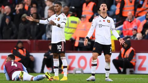 Aston Villa v Manchester United - Premier League