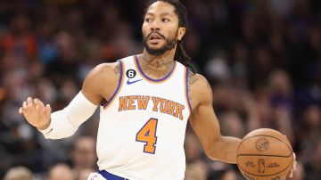 Derrick Rose - New York Knicks v Phoenix Suns
