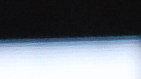 Aaron Judge luego de estampar la firma con New York Yankees.