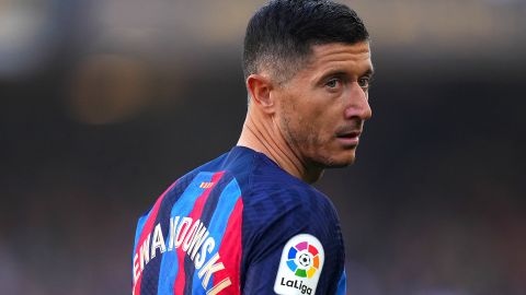 El Barcelona no podrá alinear a su máxima referencia ofensiva, Robert Lewandowski.