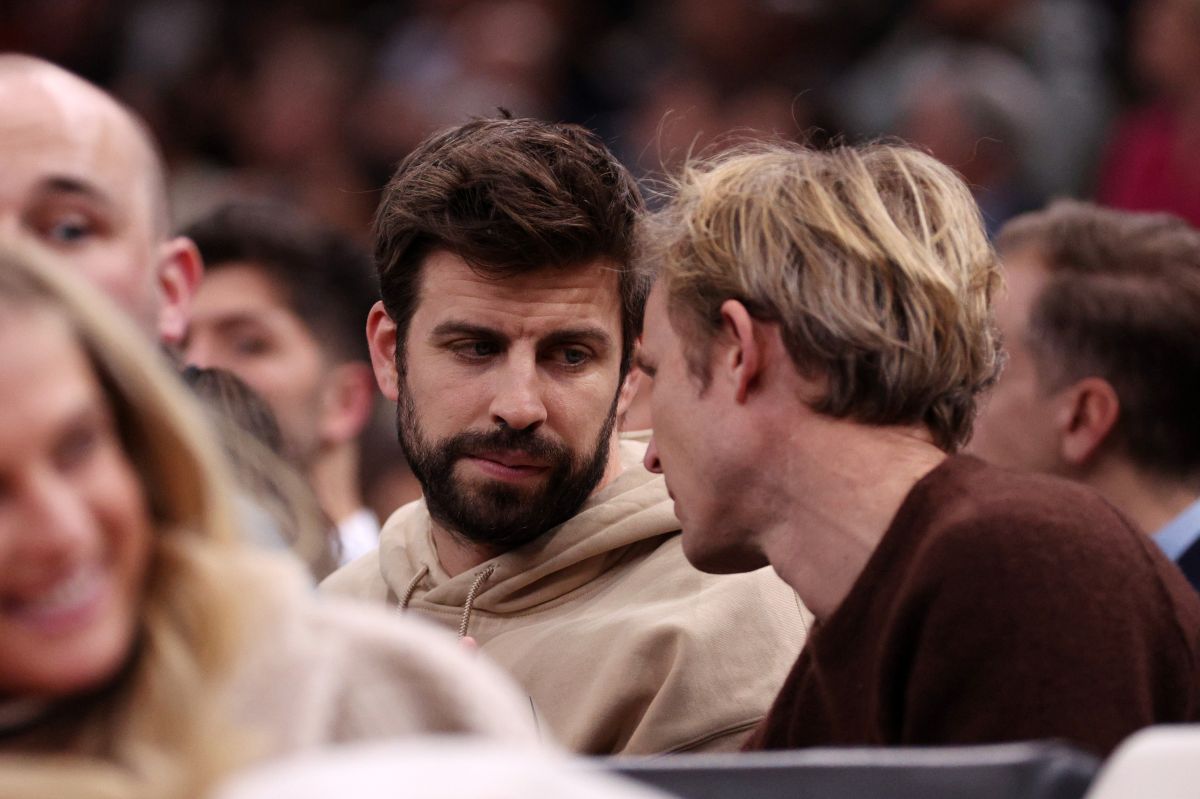 Piqué sigue inmerso en medio de la polémica con Shakira, aunque en esta oportunidad él no fue el agredido. 
