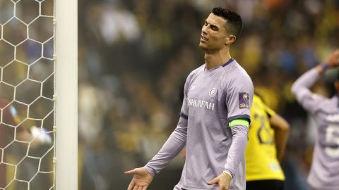 Cristiano Ronaldo luego de fallar una ocasión con el Al-Nassr.