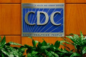 Los CDC investigan si existe un vínculo entre la vacuna de Covid-19 con un mayor riesgo de ACV isquémico en algunos pacientes