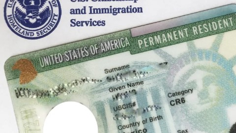 El costo de la Green Card podría aumentar un 35%.