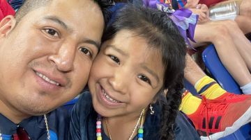 Patricio Gómez se reunió con su hijita tras ser liberado por ICE