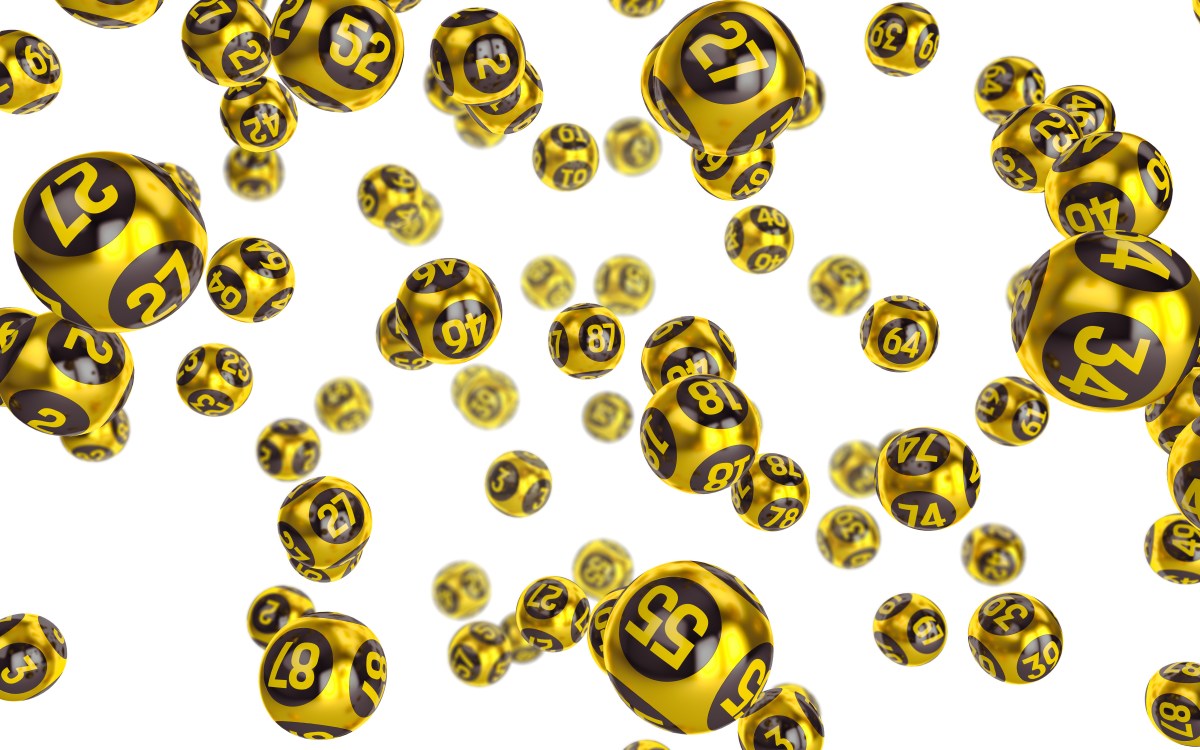 Hoy se juega el segundo premio más grande de Mega Millions por $1,350