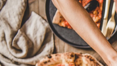 Pizza y vino